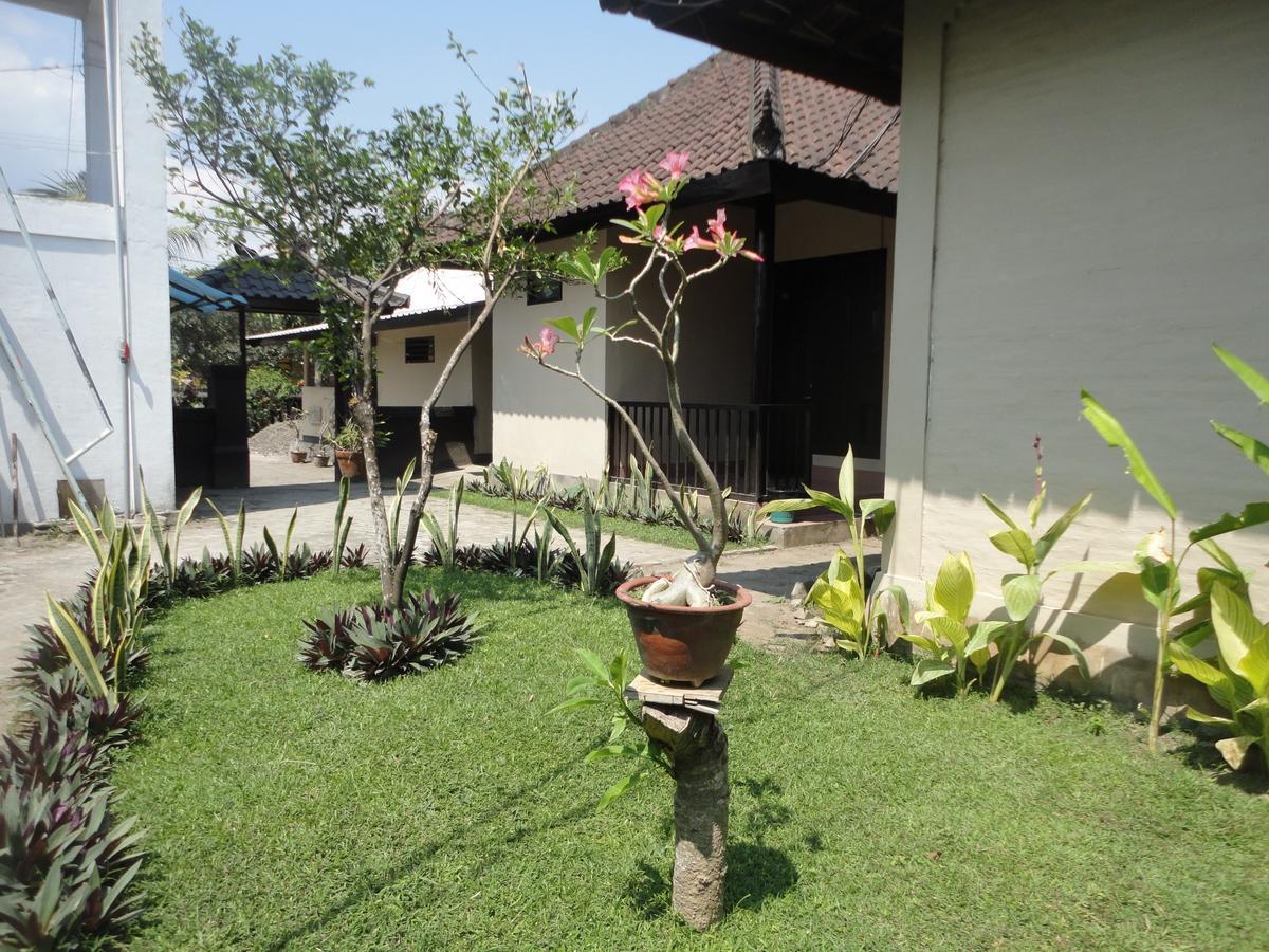 Pakuna Beach Senggigi Buitenkant foto