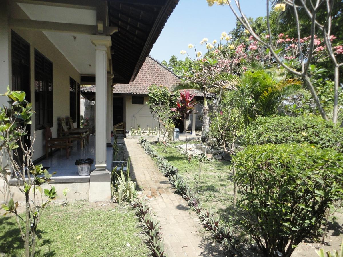 Pakuna Beach Senggigi Buitenkant foto